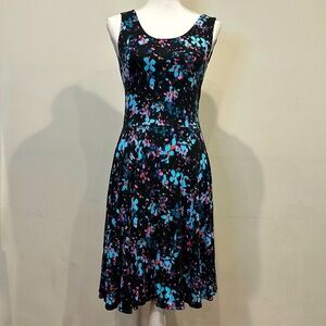 Cynthia Rowley Fit and Flare dark floral dress Size Small
